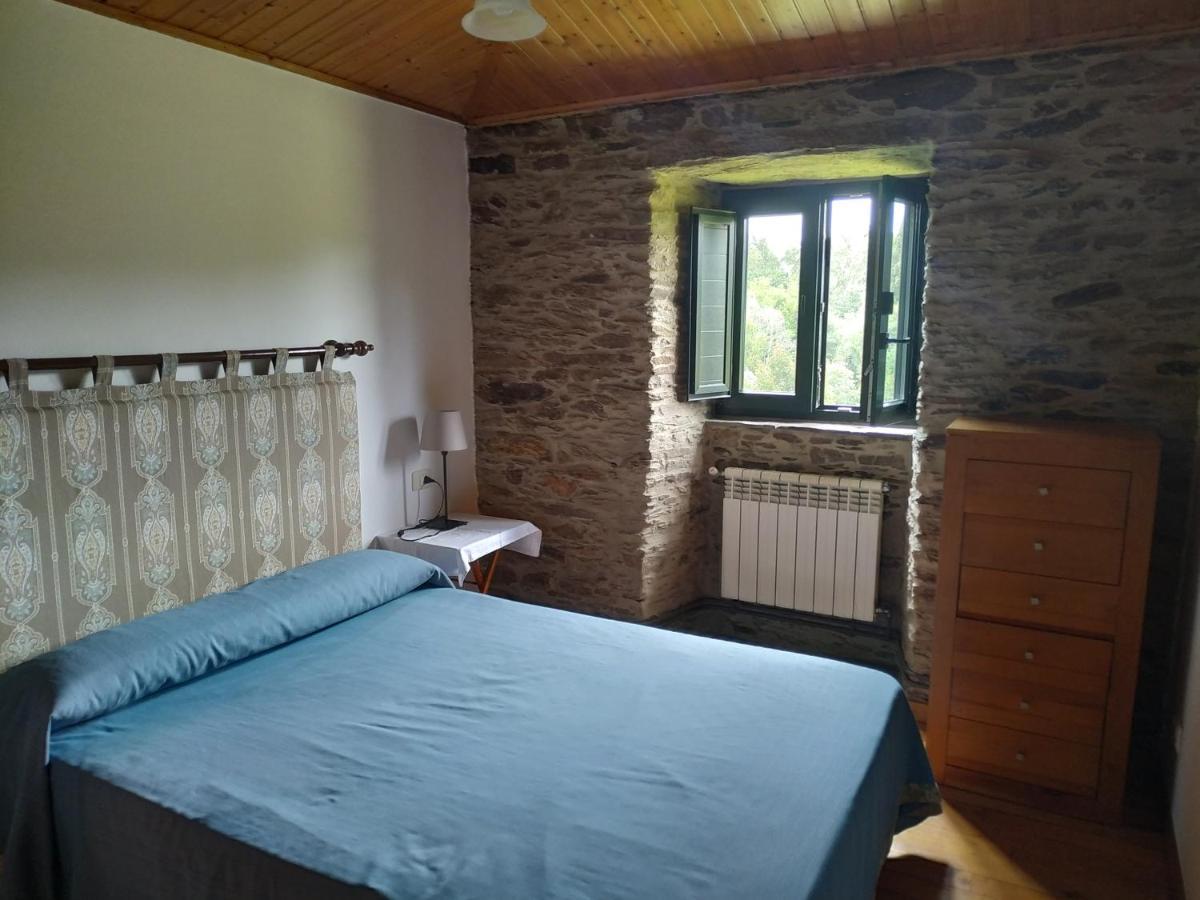 הוילה Casa O Castelo En Touro מראה חיצוני תמונה